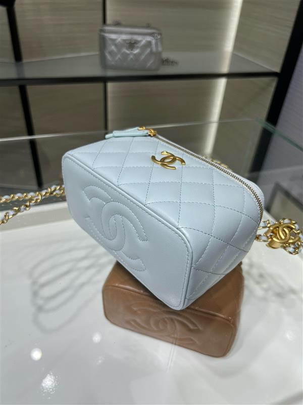 2026131222217762 700